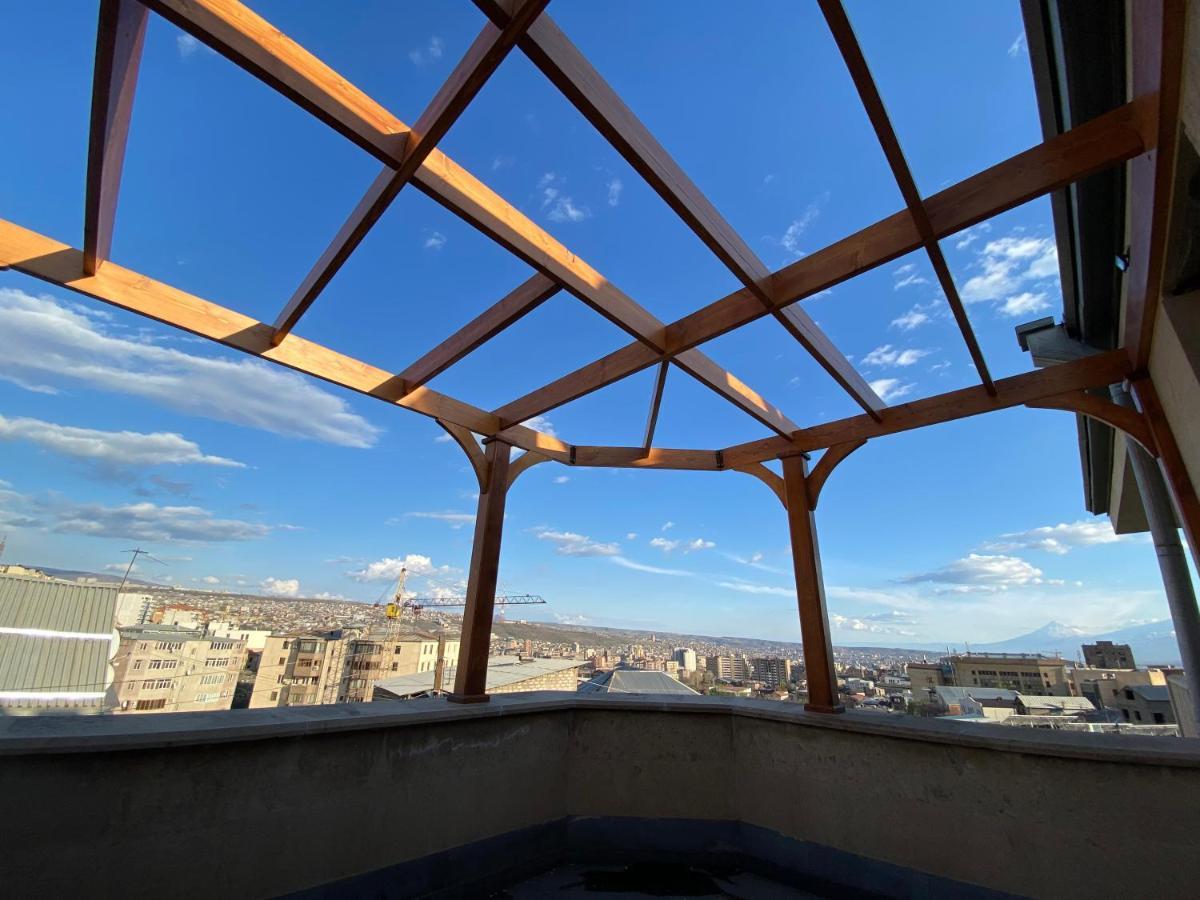 Homestay At City Center Єреван Екстер'єр фото